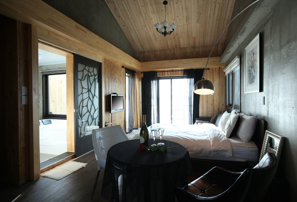 Namhae Whale'S Dream Villa Eksteriør billede