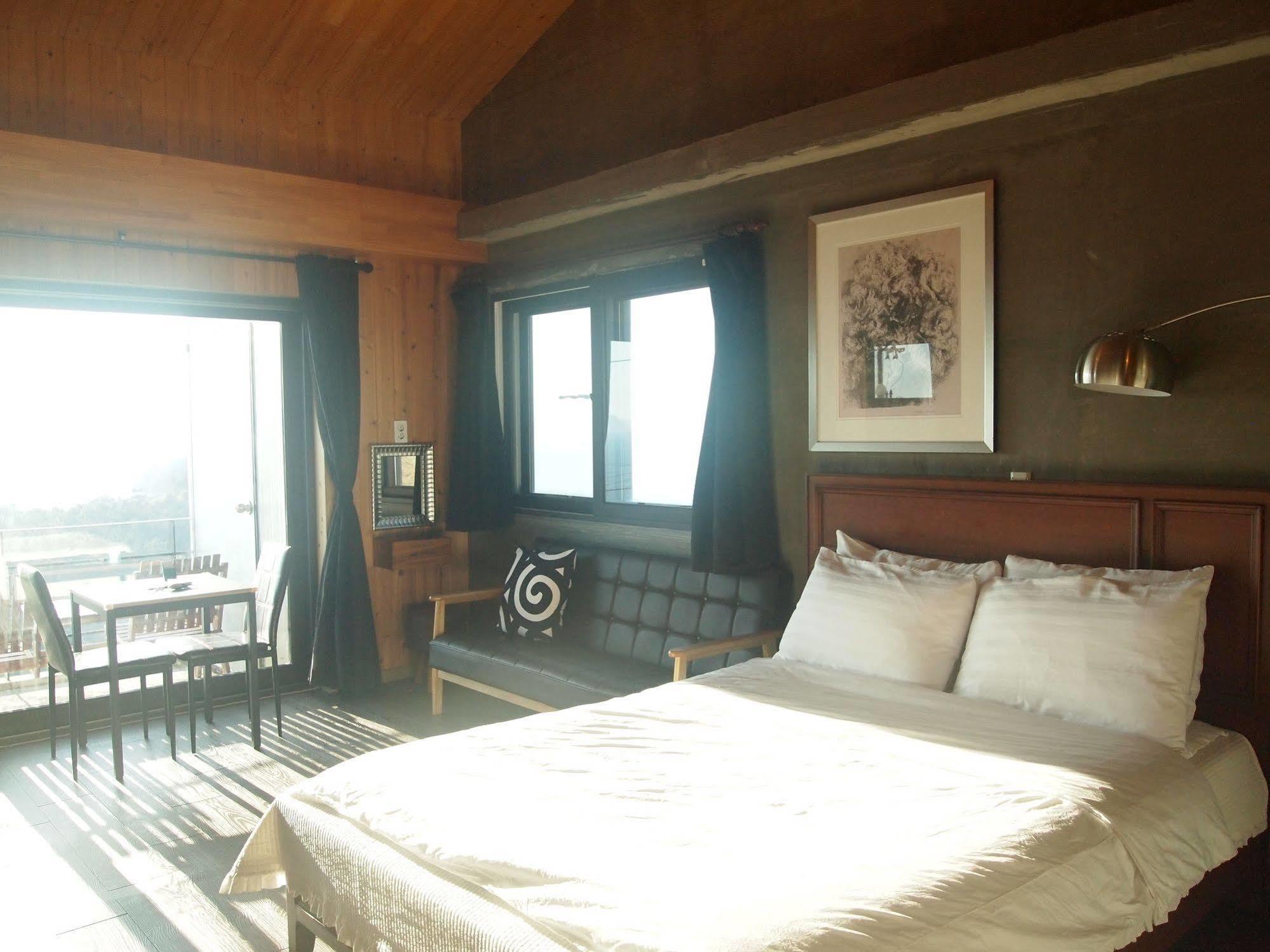 Namhae Whale'S Dream Villa Eksteriør billede